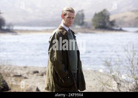 MATT SMITH in THE CROWN (2016), Regie: PETER MORGAN. KREDIT: LINKE BANK BILDER/SONY BILDER TV PROD UK / ALBUM Stockfoto