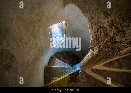 Treppe zum Orgelloft der Kirche San Jeronimo Tlacochahuaya in San Jeronimo Tlacochahuaya, Mexiko. Der Bau wurde Ende 1500 begonnen' Stockfoto