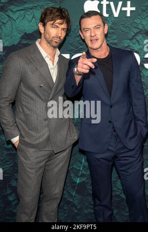 New York, Usa. 16.. November 2022. Michiel Huisman und Luke Evans besuchen Apple TV's 'Echo 3' New York Premiere im Walter Reade Theater in New York City. Kredit: SOPA Images Limited/Alamy Live Nachrichten Stockfoto