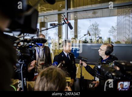 BADHOEVEDORP - Andy Kraag, Leiter der Nationalen Kriminalpolizei, im Justizkomplex Schiphol vor dem Urteil in dem umfangreichen Strafverfahren über den Abschuss von Flug MH17. Vier Männer werden wegen der Beteiligung an der Katastrophe, bei der alle Insassen getötet wurden, angeklagt. ANP REMKO DE WAAL niederlande Out - belgien Out Stockfoto