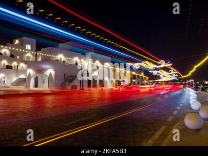 FIFA World Cup Qatar 2022 veranstaltet von Lusail City Lights in Qatar 2022 ebenfalls mit den Flaggen der teilnehmenden Länder dekoriert 13-11-2022 Doha Qata Stockfoto