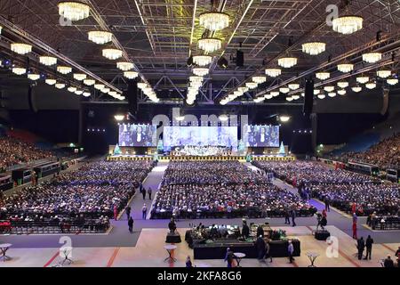 Andre Rieu im Konzert in Het Gelredome mit dem Johann Strauss Orchester Arnhem vvbvanbree Fotografie 2008 Holland Stockfoto