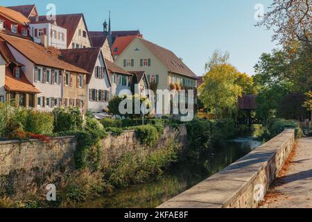 Altes nationales deutsches Stadthaus in Bietigheim-Bissingen, Baden-Württemberg, Deutschland, Europa. Die Altstadt ist voller farbenfroher und gut erhaltener Gebäude Stockfoto