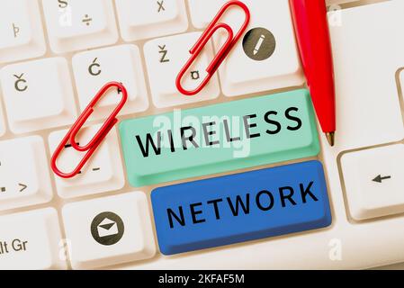 Textunterschrift mit Darstellung des Wireless-Netzwerks. Business Showcase Computernetzwerk, das drahtlose Datenverbindungen verwendet Stockfoto
