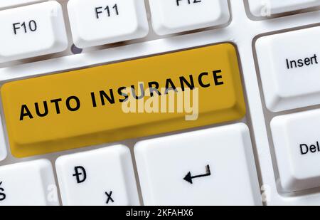 Inspiration mit Schild Auto Insurance. Wort zum Schutz vor finanziellen Verlusten bei Unfällen Stockfoto