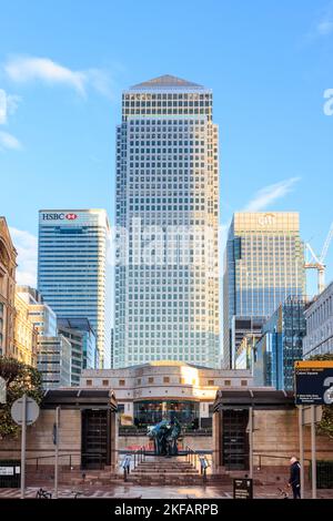 Canary Wharf (1 Canada Square) und die HSBC- und Citi-Konzerngebäude im Finanzviertel von London, Großbritannien Stockfoto