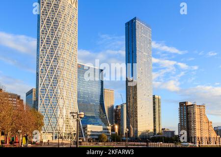 Newfoundland und Landmark Pinnacle, Wohntürme in Tower Hamlets, London, Großbritannien Stockfoto