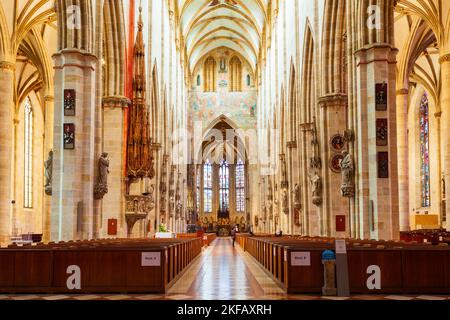 Ulm, Deutschland - 05. Juli 2021: Ulmer Münster oder Ulmer Münster Innenraum eine lutherische Kirche in Ulm, Deutschland. Es ist derzeit die höchste Kathedrale i Stockfoto