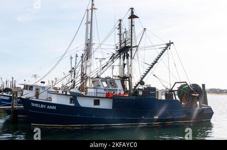 Narragansett, Rhode Island, USA - 27. Juni 2021: Das Shelby Ann Commercial Fischerboot dockte in Narragansett Rhode Island an. Stockfoto