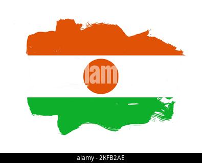 Gemalte Flagge von niger mit Pinseleffekt auf weißem Hintergrund Stockfoto