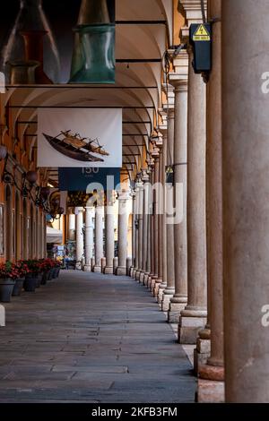 Portico del Collegio, Modena Stockfoto