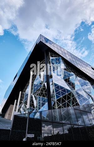 Berlin, Deutschland - Sept. 2022: Zeitgemäßes Gebäude des Axel Springer Campus, entworfen von Oma Stockfoto