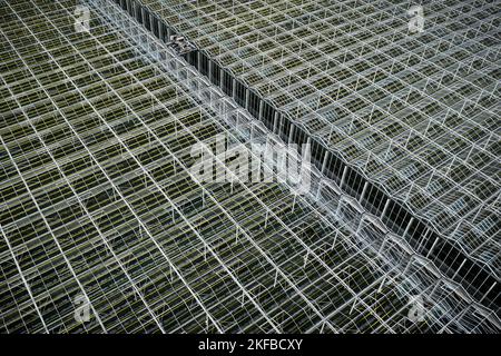 VENLO - Ein Drohnenfoto vom Gewächshaus-Gartenbau in Venlo. Viele Gärtner mit Gewächshäusern laufen wegen der hohen Energiepreise Gefahr, in finanzielle Schwierigkeiten zu geraten. ANP / Hollandse Hoogte / Rob Engelaar niederlande Out - belgien Out Stockfoto