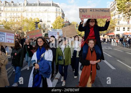 Manifestation des étudiants et internes de médecine contre la nouvelle réforme des études de médecine, avec la participation du syndicat MG France Stockfoto