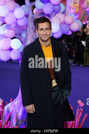 Jake Gyllenhaal kommt bei der britischen Premiere von „Strange World“ der Walt Disney Animation Studios am Cineworld Leicester Square in London an. Bilddatum: Donnerstag, 17. November 2022. Stockfoto