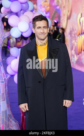 Jake Gyllenhaal kommt bei der britischen Premiere von „Strange World“ der Walt Disney Animation Studios am Cineworld Leicester Square in London an. Bilddatum: Donnerstag, 17. November 2022. Stockfoto