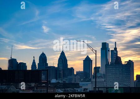 Blick auf die Skyline von Philadelphia, Pennsylvania, moderne Innenstadt Stockfoto