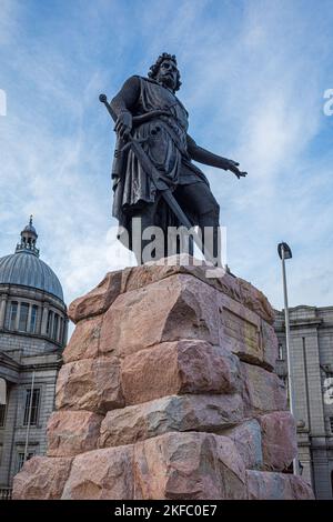 William Wallace Statue Aberdeen zu Ehren von William Wallace Wächter von Schottland. Errichtet 1888, Bildhauer William Grant Stevenson. Stockfoto