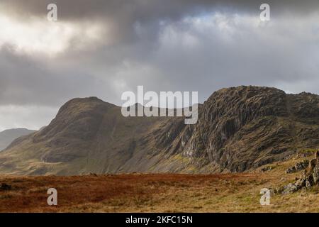 Pavey Ark ist ein Fell in der englischen Grafschaft Cumbria. Es ist eines der Langdale Pikes, nördlich von Great Langdale, im Herzen des Sees Stockfoto