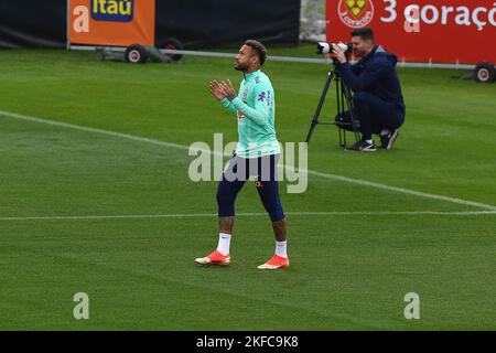 TURIN, ITALIEN. 17. NOVEMBER 2022. Neymar von der brasilianischen Fußballnationalmannschaft trainiert im Juventus Training Center, um mit dem Kader nach Katar zu fahren, wo sie am 17. November 2022 in Turin, Italien, die FIFA-Weltmeisterschaft 2022 spielen werden. Kredit: Massimiliano Ferraro/Alamy Live Nachrichten Stockfoto