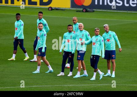TURIN, ITALIEN. 17. NOVEMBER 2022. Die Spieler der brasilianischen Fußballnationalmannschaft während des Trainings im Juventus Training Center, als sie am 17. November 2022 in Turin, Italien, nach Katar reisen, um die FIFA-Weltmeisterschaft 2022 zu spielen. Kredit: Massimiliano Ferraro/Alamy Live Nachrichten Stockfoto