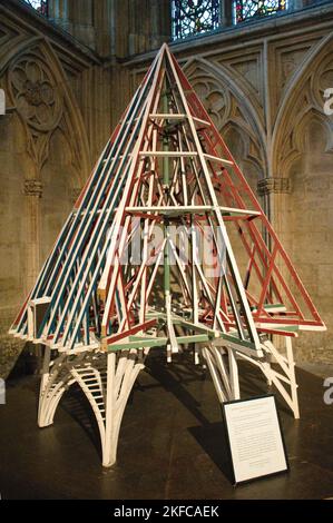 Holzmodell des achteckigen, nalen Dachs (c.1285) des Kapitelhauses in York Minster, North Yorkshire, England Stockfoto