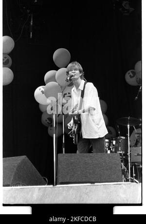 Guy Chadwick von House of Love auf der Pyramid Stage beim Glastonbury Festival, Pilton, England, Juni 26 1992. Foto: ROB WATKINS Stockfoto