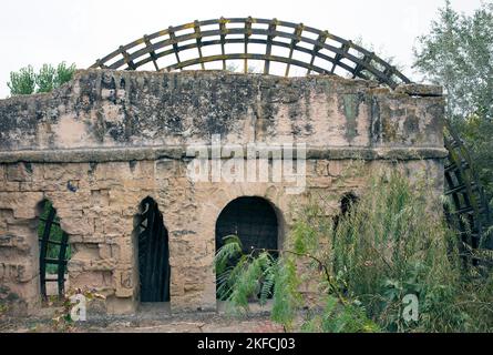 Molino de Albolafia am Guadalquivir-Fluss in Cordoba, Anddalusia, Spanien Stockfoto