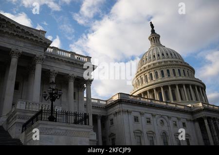 Washington, USA. 17.. November 2022. Eine allgemeine Ansicht des US-Kapitols, in Washington, DC, am Donnerstag, den 17. November, 2022. (Graeme Sloan/Sipa USA) Quelle: SIPA USA/Alamy Live News Stockfoto