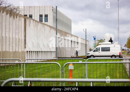 BADHOEVENDORP - der Justizkomplex Schiphol vor dem Urteil in dem umfangreichen Strafverfahren über den Abschuss von Flug MH17. Vier Männer werden wegen der Beteiligung an der Katastrophe, bei der alle Insassen getötet wurden, angeklagt. Foto: ANP / Hollandse Hoogte / Jeffrey Groeneweg niederlande Out - belgien Out Stockfoto