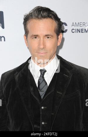Los Angeles, Kalifornien. 17. Nov, 2022. Bei Ankunft für die jährlichen American Cinematheque Awards 36., Beverly Hilton Hotel, Los Angeles, CA, 17. November 2022. Kredit: Elizabeth Goodenough/Everett Collection/Alamy Live Nachrichten Stockfoto