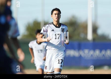 San Pedro del Pinatar, Spanien. 17.. November 2022. Takuhiro Nakai (JPN) Fußball/Fußball: Unter-19 Internationales Freundschaftsspiel zwischen U19 Japan 3-2 U19 Slowakei in der Pinatar Arena in San Pedro del Pinatar, Spanien . Quelle: Mutsu Kawamori/AFLO/Alamy Live News Stockfoto