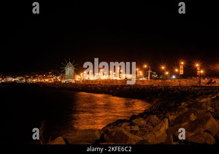 Nachtansicht der Altstadt von Nessebar in Bulgarien, Osteuropa Stockfoto