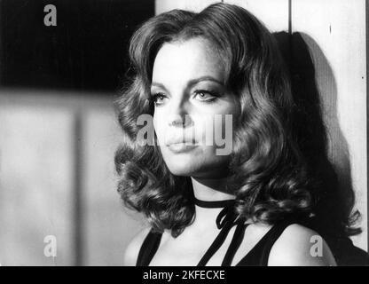 ROMY SCHNEIDER in MAX AND THE JUNKMEN (1971) -Originaltitel: MAX ET LES FERRAILLEURS-, Regie Claude SAUTET. Stockfoto