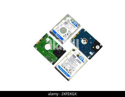 30-8-2022, Chonburi, Thailand The swivel disk type hard drive is still widely used. placed on a white background) Stockfoto