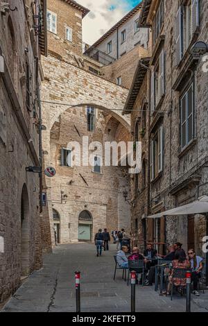 Via Maesta delle Volte. Überdachte Straßen im historischen Zentrum von Perugia. Perugia, Umbrien, Italien, Europa Stockfoto