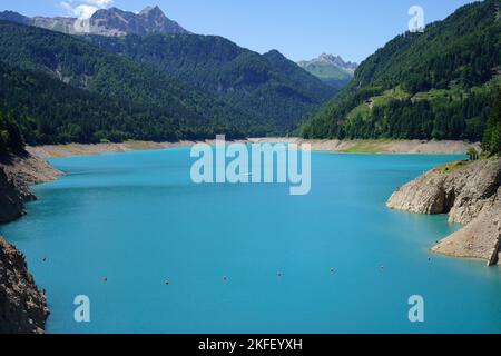 Berglandschaft bei Ampezzo, Friaul-Julisch Venetien, Italien: sauris-see Stockfoto