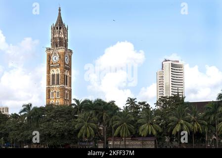 Rajabai Clock Tower und Bombay Stock Exchange, Bombay, Mumbai, Maharashtra, Indien Stockfoto