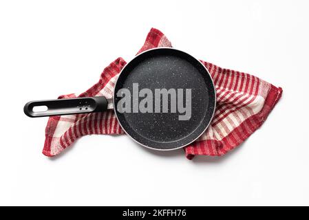 Neues Pan auf weißem Hintergrund isoliert. Leere Pfanne mit Antihaftbeschichtung . Teflonpfanne Stockfoto