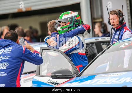 96 Jack Butel Bristol Street Motors mit Excelr8 Tradepricecars.com Hyundai i30Ns in den Runden 16, 17 und 18 der British Touring Championship Stockfoto