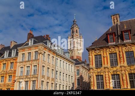 Frankreich, Nord, Lille, Detail der Glockenturm La Vieille Bourse und Industrie-und Handelskammer Stockfoto