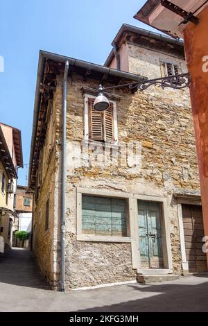 Altes Steinhaus in der Altstadt, Koper, Slowenisch Istrien, Slowenien Stockfoto