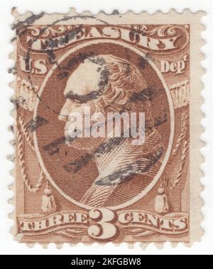 USA - 1879: Eine braune 3 Cent Briefmarke, die das Porträt von George Washington, dem ersten Präsidenten der Vereinigten Staaten, darstellt. Über dem Rahmen befindet sich ein Banner mit der Aufschrift 'TREASURY'. Das Frankierprivileg, das seit dem 1. Juli 1873 aufgehoben wurde, wurden diese Briefmarken für jeden der Exekutivabteilungen der Regierung zur Vorauszahlung des Postaufpreises in offiziellen Angelegenheiten bereitgestellt. Die ersten strafmarken wurden 1877 zugelassen, und ihre erweiterte Verwendung nach 1879 reduzierte den Bedarf an offiziellen Marken, deren Verwendung am 5. Juli 1884 endgültig aufgehoben wurde Stockfoto