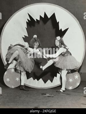 Ting-A-Ling Bros. Circus, Clarence Yates und Francena Scott: Akt II, Szene 3, 1937. Stockfoto