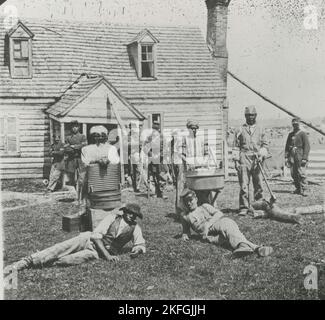 Gruppe von Schmuggelgebieten in Allens Farmhaus in der Nähe der Williamsburg Road, in der Nähe von Yorkville, Virginia, Mai 1862. Stockfoto