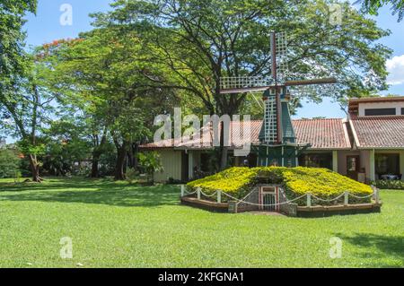 Holambra-sp,brasilien-November 17,2022: Soziales Zentrum von holambra-sp eine Stadt, die als brasilianische Blumenstadt mit holländischer Kultur bekannt ist. Stockfoto