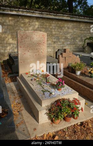 Cimetiere (Friedhof) Montparnasse, Grab Jean-Paul Sartre und Simone de Beauvoir // Cimetiere (Friedhof) Montparnasse, Grab Jean-Paul Sartre und Simon Stockfoto