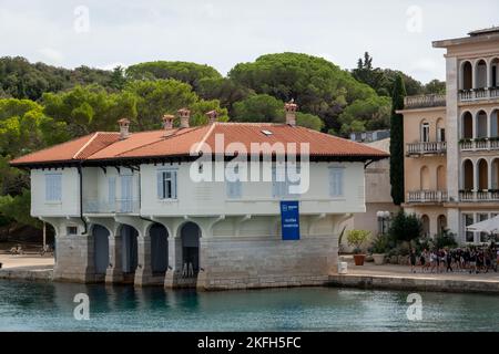 Bootshaus / Bootshaus . Nationalpark Brijuni / Nationalpark Brijuni . Istrien / Istrien . Kroatien/Kroatien Europa Stockfoto