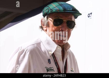 Vereinigte Arabische Emirate. 18.. November 2022. 18. November 2022, Vereinigte Arabische Emirate: Sir Jackie Stewart beim Formel 1 Abu Dhabi Grand Prix auf dem Yas Marina Circuit am 18. November 2022 in Abu Dhabi, Vereinigte Arabische Emirate. (Bild: © Beata Zawrzel/ZUMA Press Wire) Stockfoto