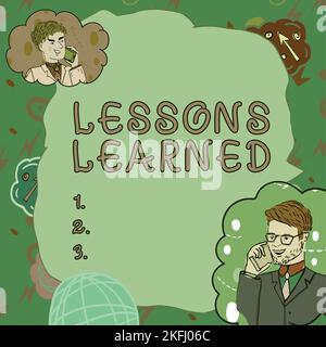 Konzeptionelle Bildunterschrift Lessons Learned, Geschäftsidee fördert den Austausch und die Nutzung von Wissen aus Erfahrung Stockfoto